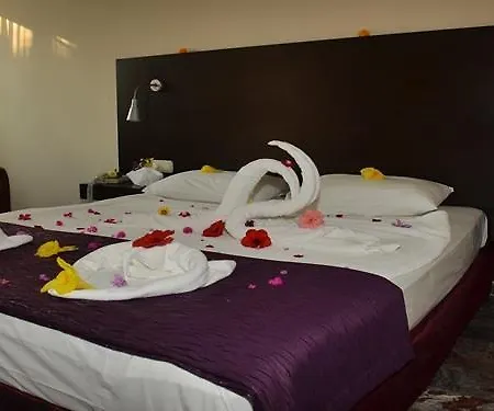 Club Akman 4*