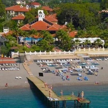 Club Akman Hotel 4*