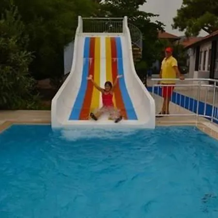 Club Akman Отель 4*