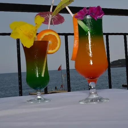 Club Akman Hotel 4*