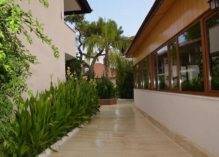 Club Akman Hotel 4*